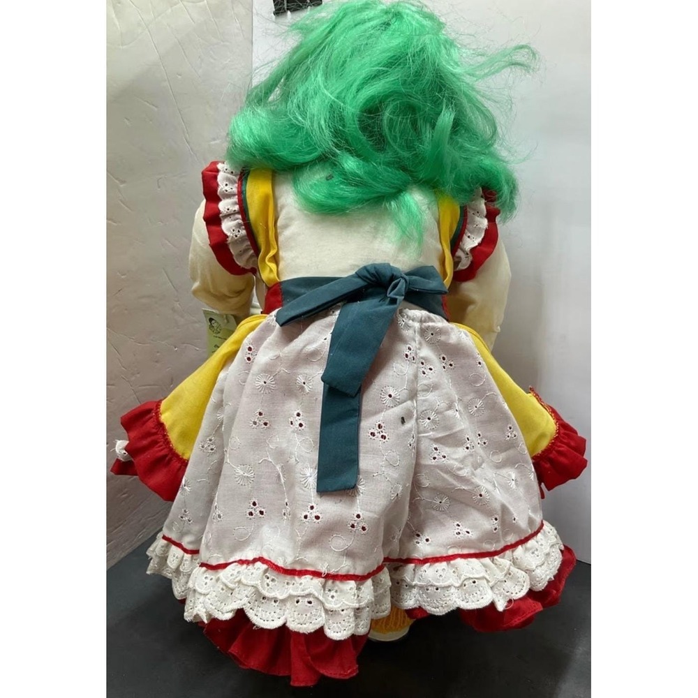 Vintage Center Ring Collection Mama Clown Porcelain Doll 15" Hair W/ Hat - Picture 6 of 9